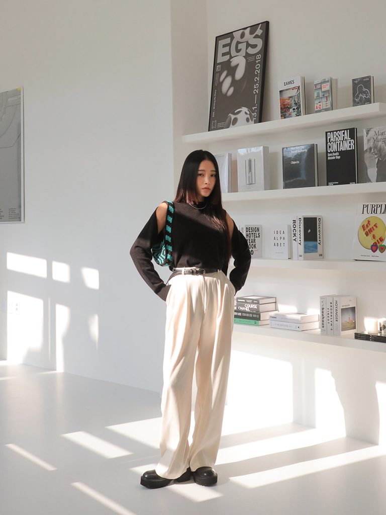 how-to-dress-like-korean-style-wide-leg-pant-2